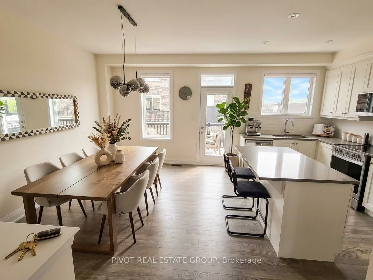 3348, Erasmum, 1008 - GO Glenorchy, Oakville