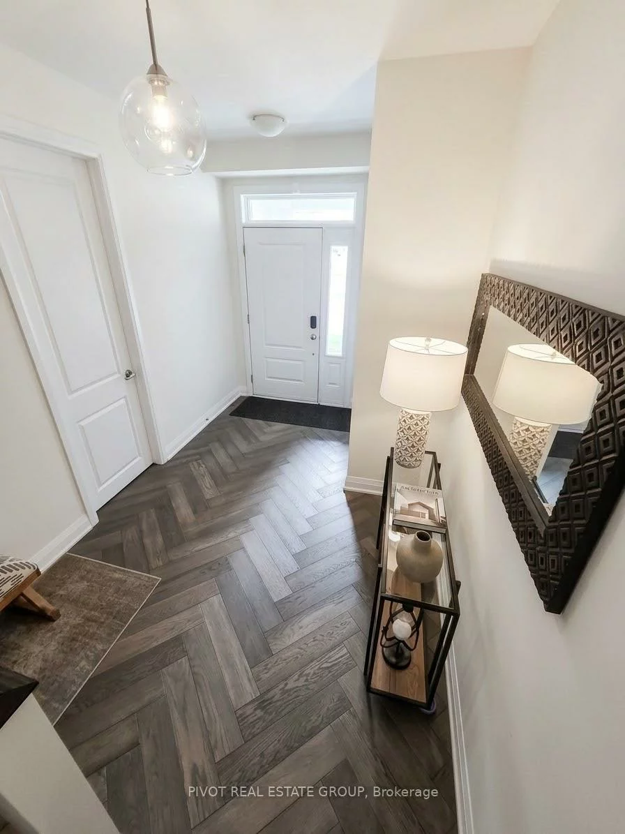 3348, Erasmum, 1008 - GO Glenorchy, Oakville