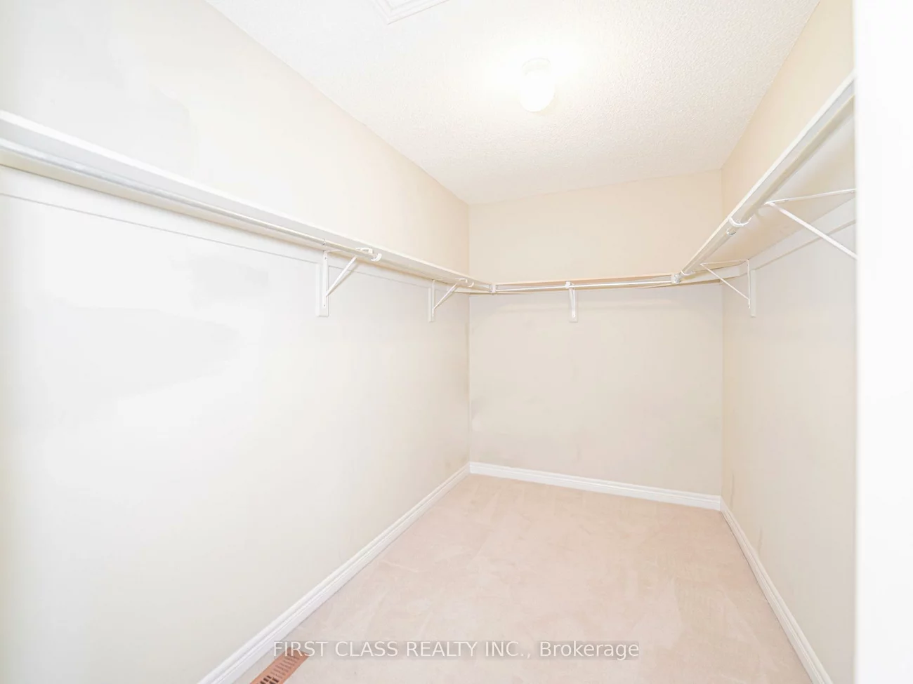 2507, Nichols, 1018 - WC Wedgewood Creek, Oakville