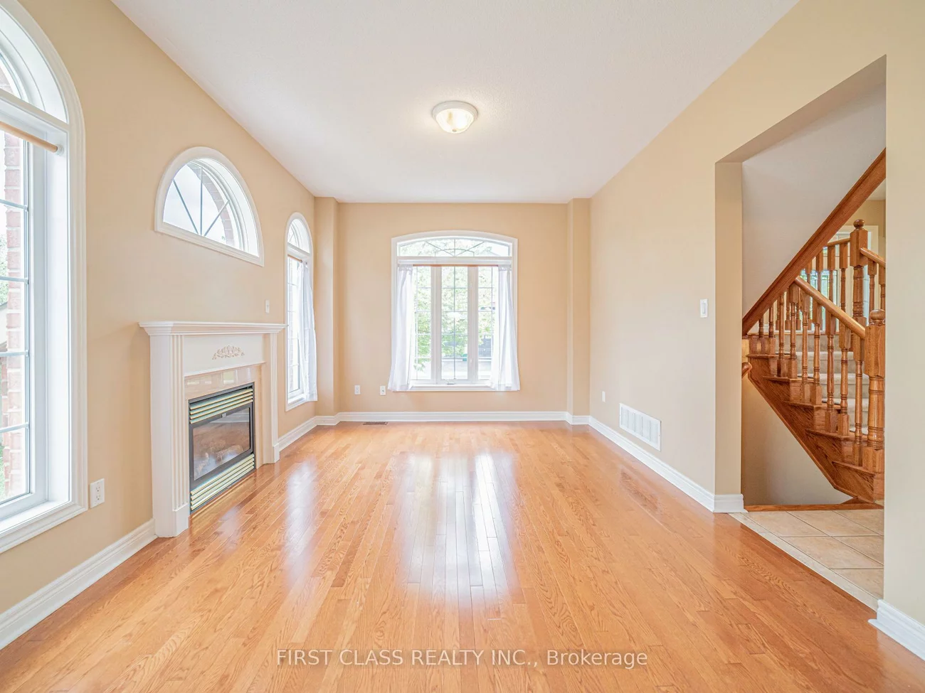2507, Nichols, 1018 - WC Wedgewood Creek, Oakville