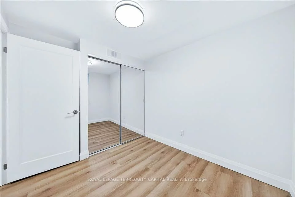 65, Glenmanor, 1002 - CO Central, Oakville