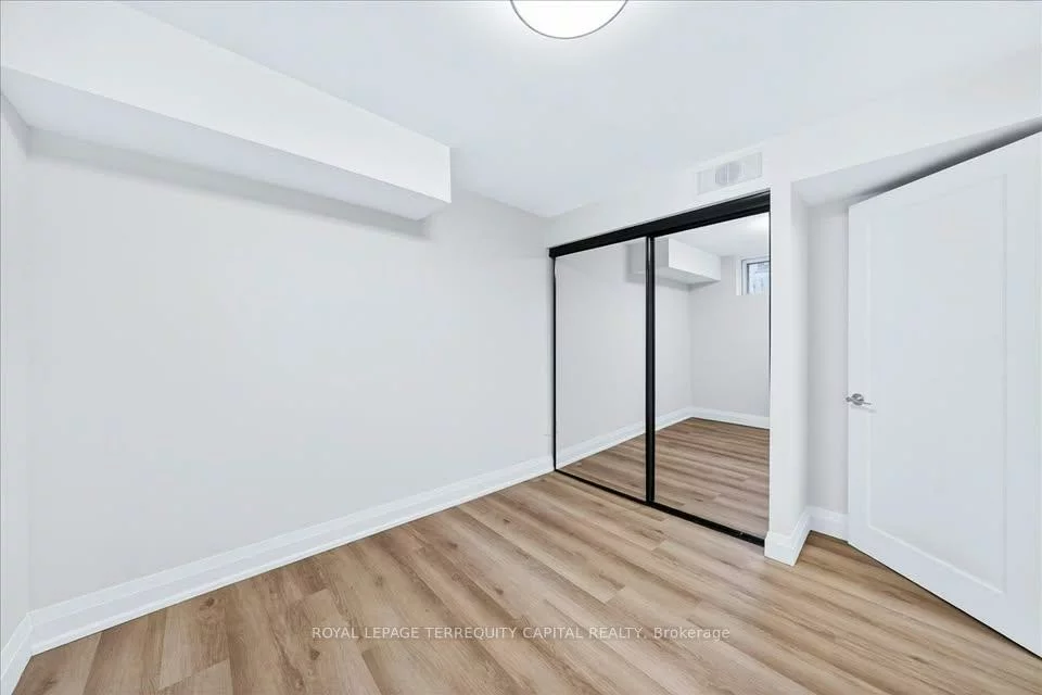 65, Glenmanor, 1002 - CO Central, Oakville