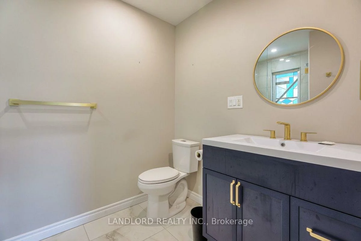 257, Wales, 1001 - BR Bronte, Oakville