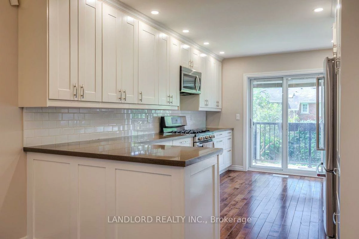 257, Wales, 1001 - BR Bronte, Oakville