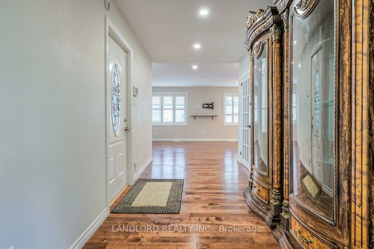 257, Wales, 1001 - BR Bronte, Oakville
