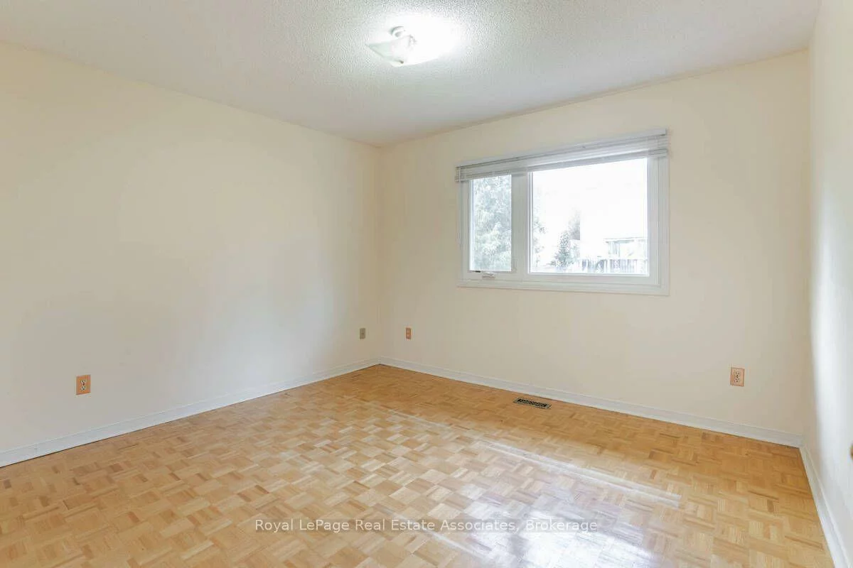 2551, Wynten, 1004 - CV Clearview, Oakville