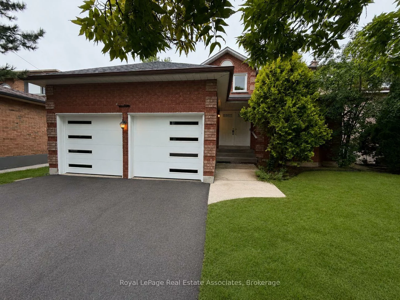 2551, Wynten, 1004 - CV Clearview, Oakville