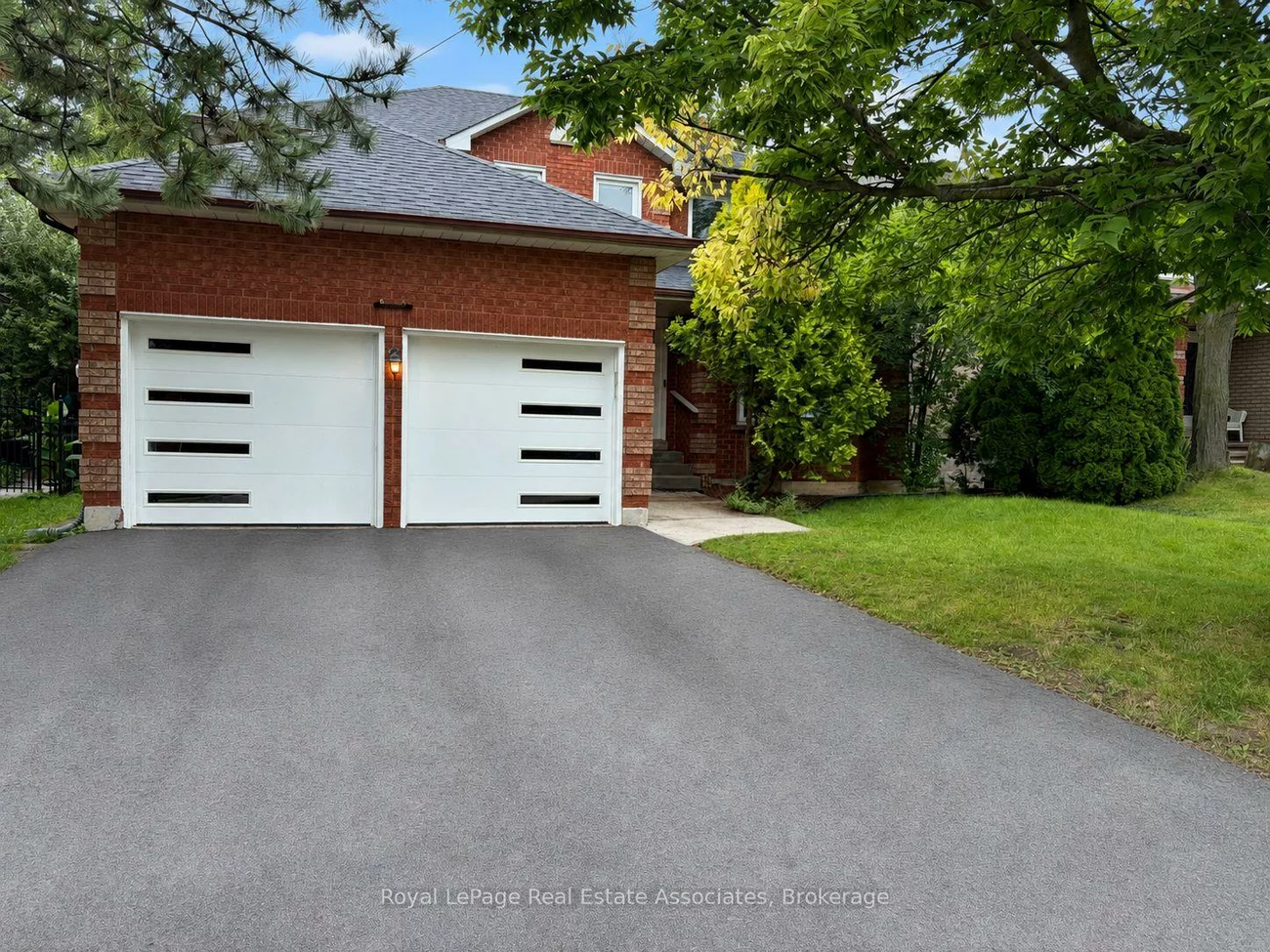 2551, Wynten, 1004 - CV Clearview, Oakville