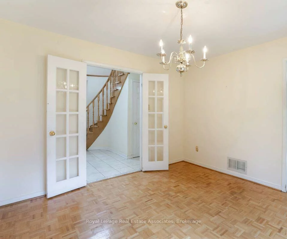 2551, Wynten, 1004 - CV Clearview, Oakville