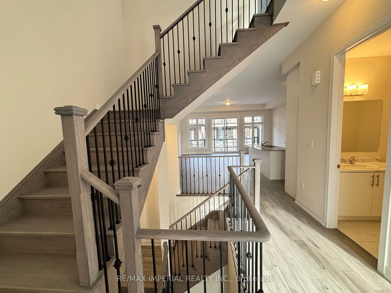 3085, Welsman, 1010 - JM Joshua Meadows, Oakville