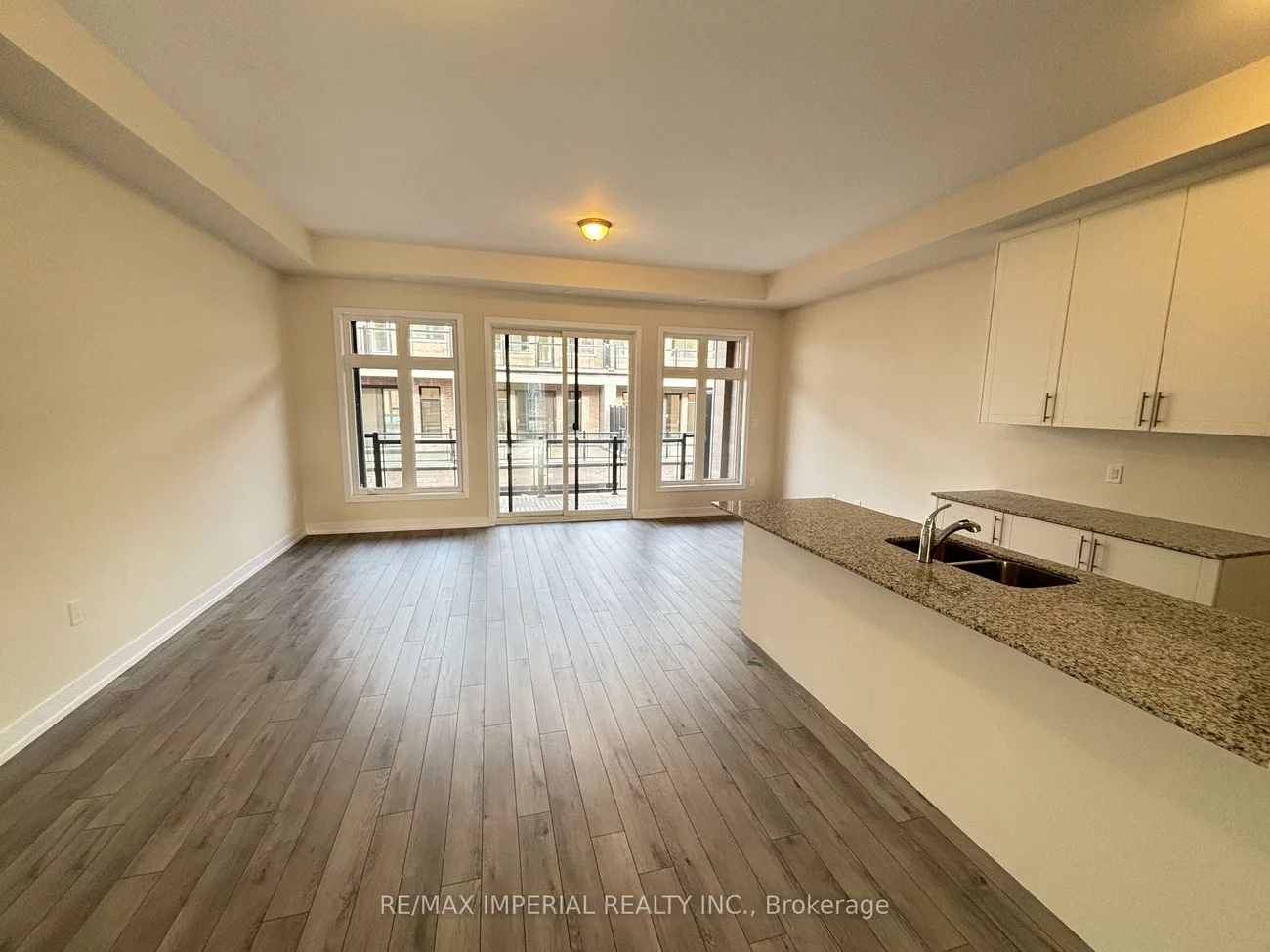 3085, Welsman, 1010 - JM Joshua Meadows, Oakville