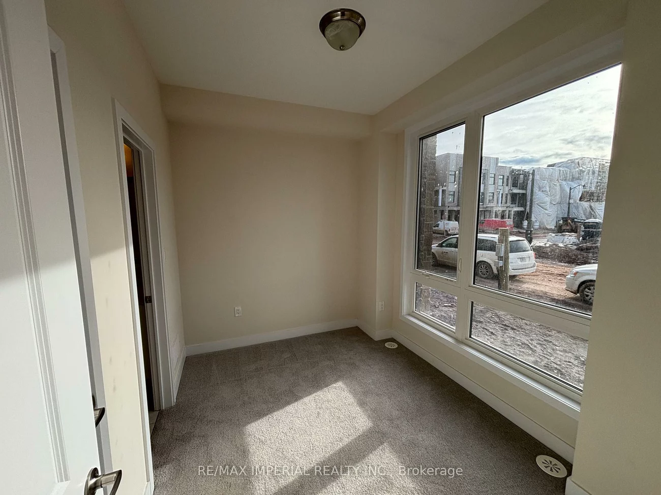 3085, Welsman, 1010 - JM Joshua Meadows, Oakville