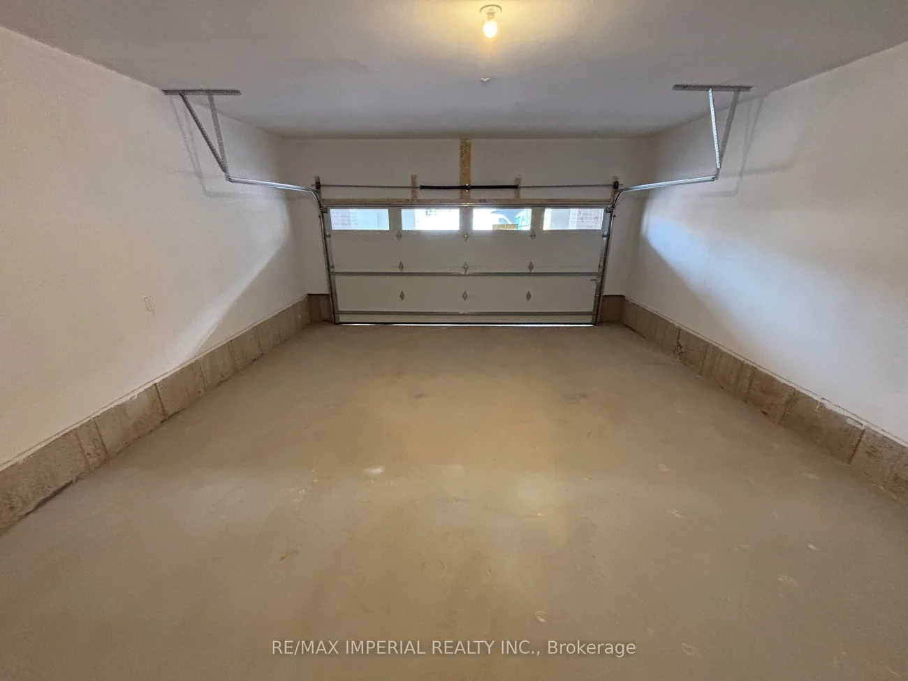 3085, Welsman, 1010 - JM Joshua Meadows, Oakville