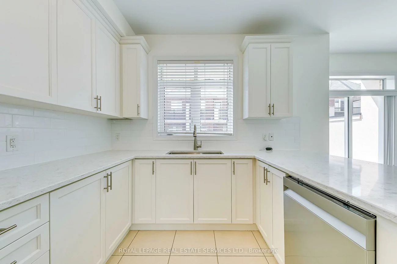 3072, Eberly Woods, 1008 - GO Glenorchy, Oakville