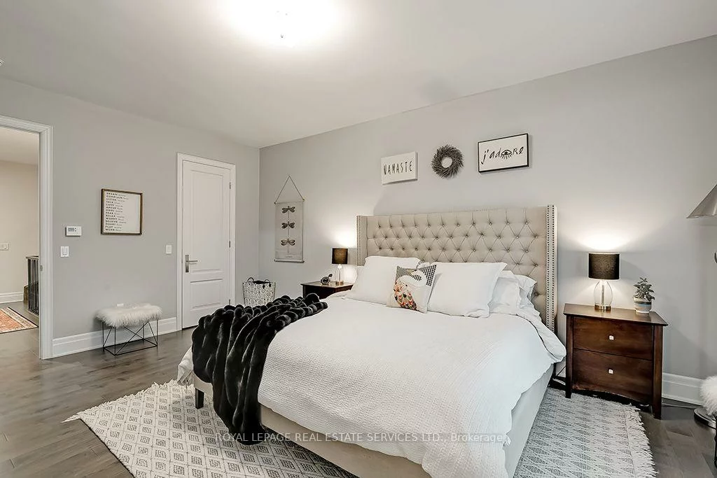 210, DORVAL, 1020 - WO West, Oakville