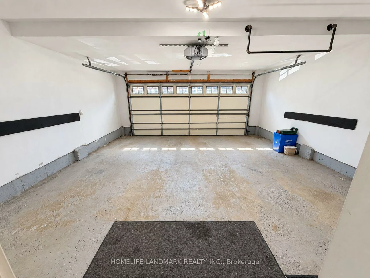 211, Squire, 1008 - GO Glenorchy, Oakville