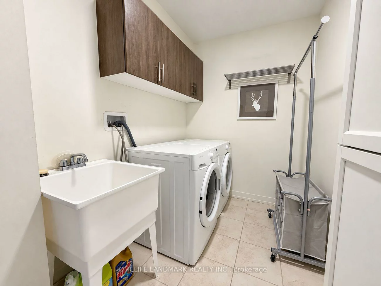 211, Squire, 1008 - GO Glenorchy, Oakville