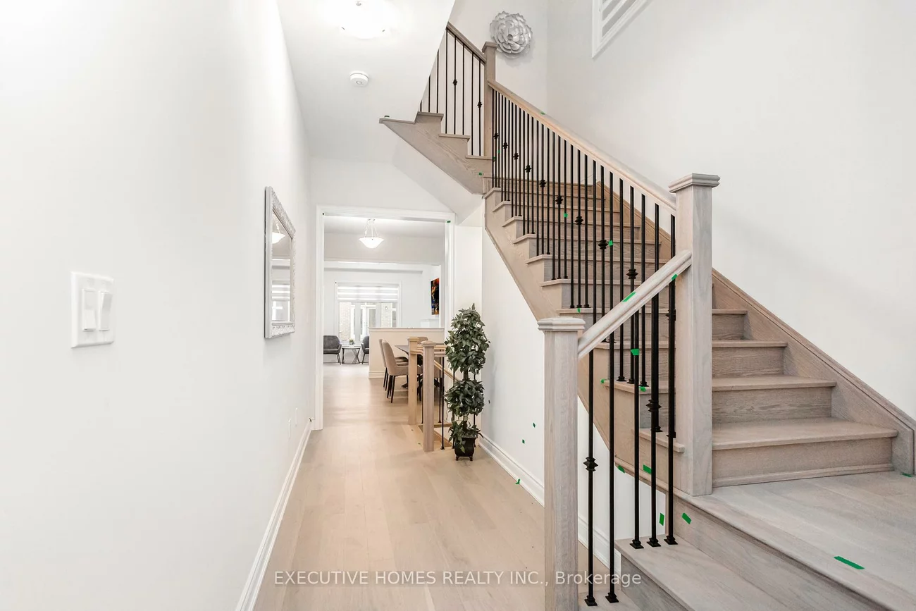 1371, Peony, 1010 - JM Joshua Meadows, Oakville