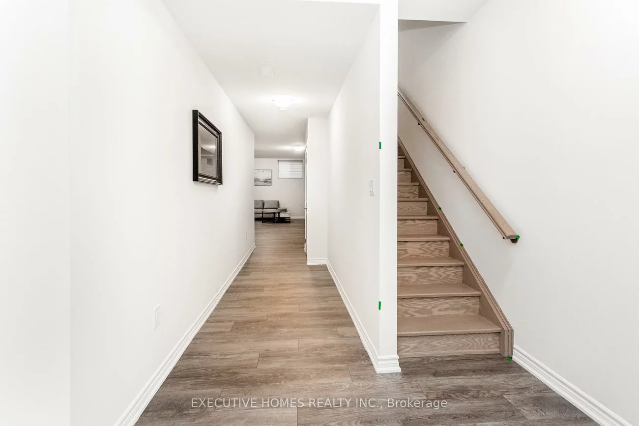 1371, Peony, 1010 - JM Joshua Meadows, Oakville