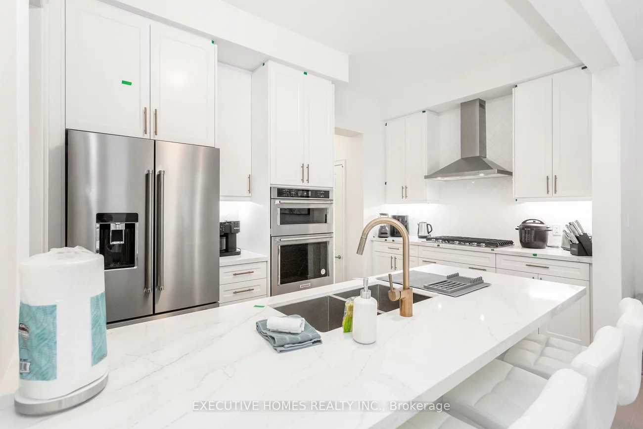 1371, Peony, 1010 - JM Joshua Meadows, Oakville