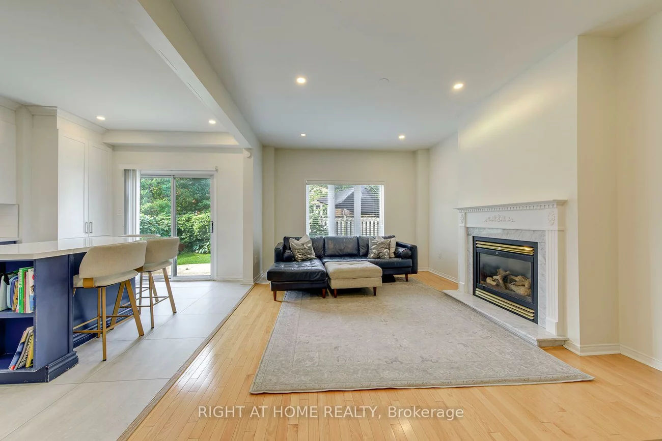 2244, Overfield, 1022 - WT West Oak Trails, Oakville