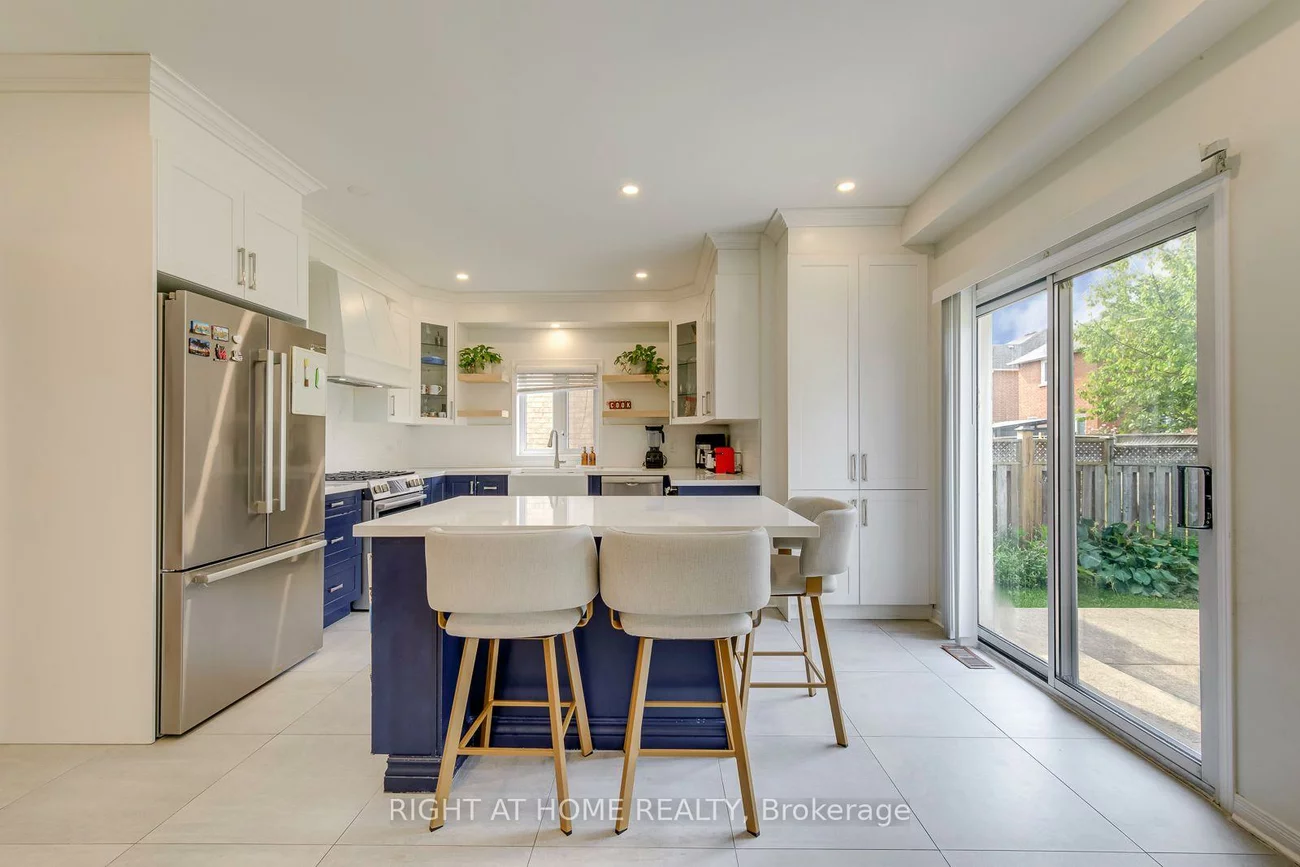 2244, Overfield, 1022 - WT West Oak Trails, Oakville