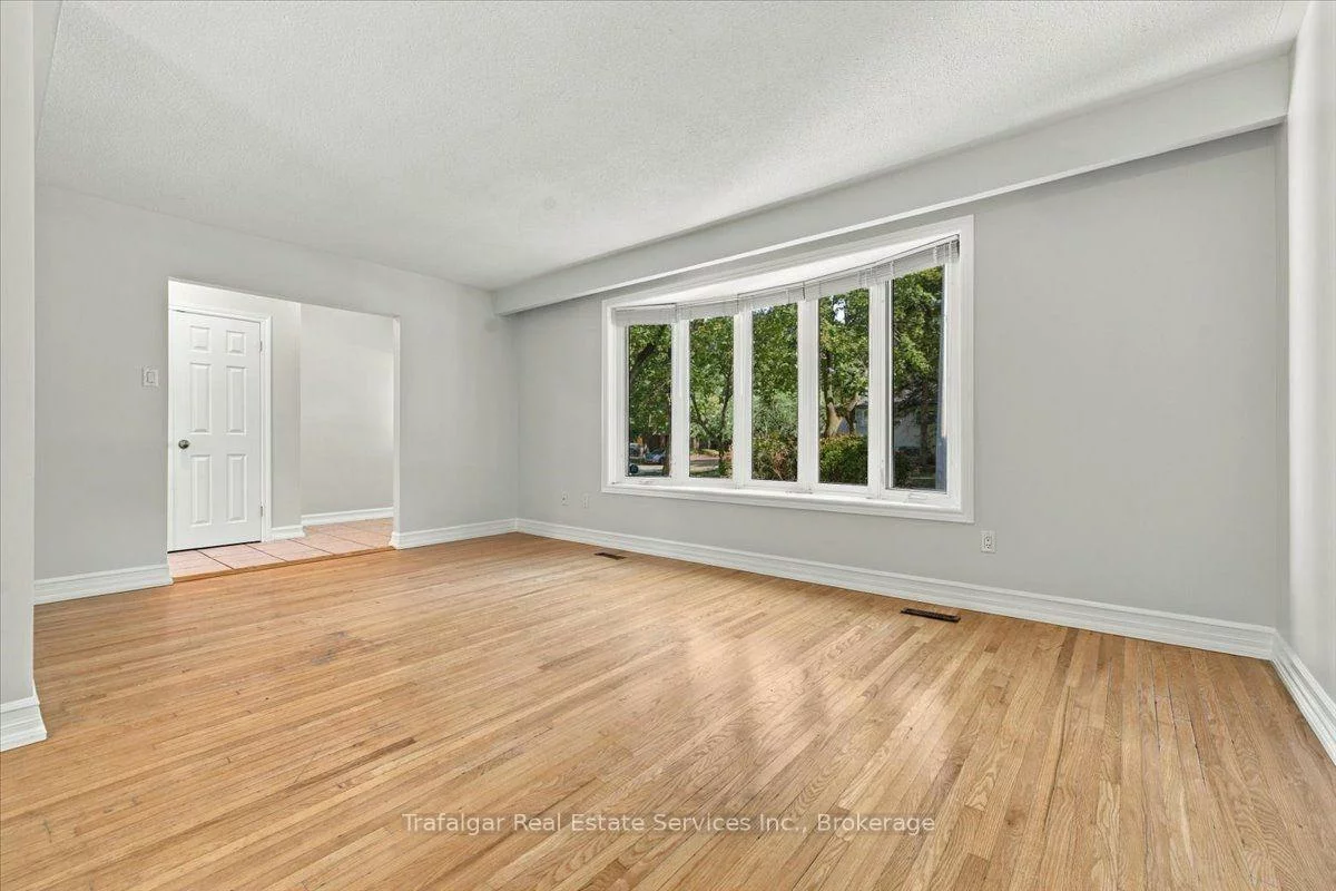 461, Maple, 1013 - OO Old Oakville, Oakville