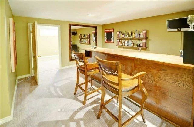 1207, Wood, 1020 - WO West, Oakville