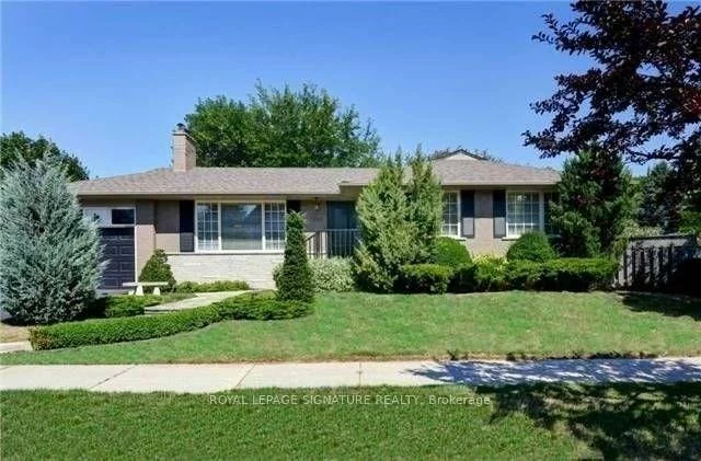 1207, Wood, 1020 - WO West, Oakville