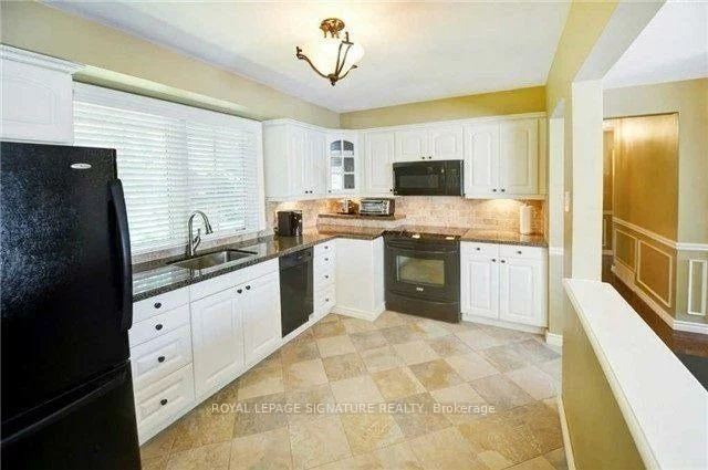 1207, Wood, 1020 - WO West, Oakville