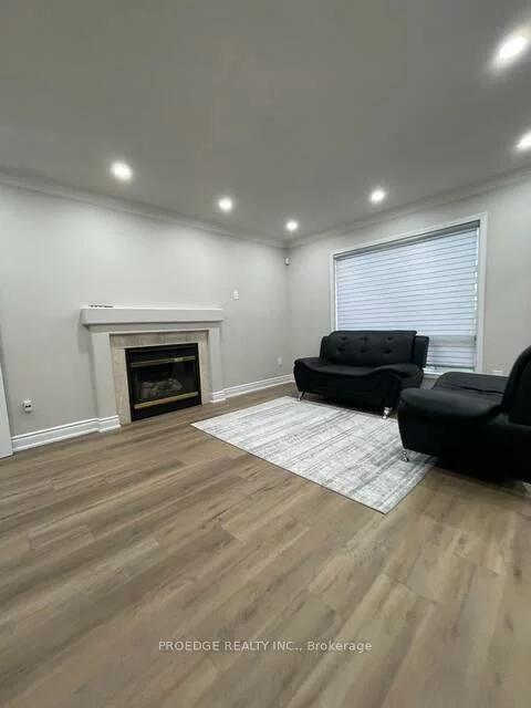 2357, Falkland, 1022 - WT West Oak Trails, Oakville