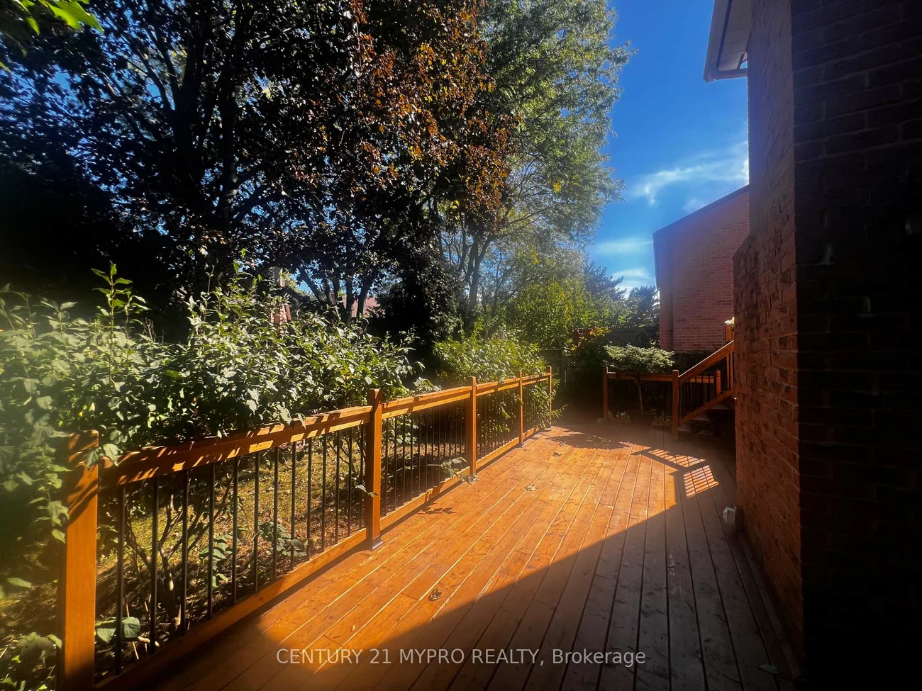 163, Romain, 1003 - CP College Park, Oakville