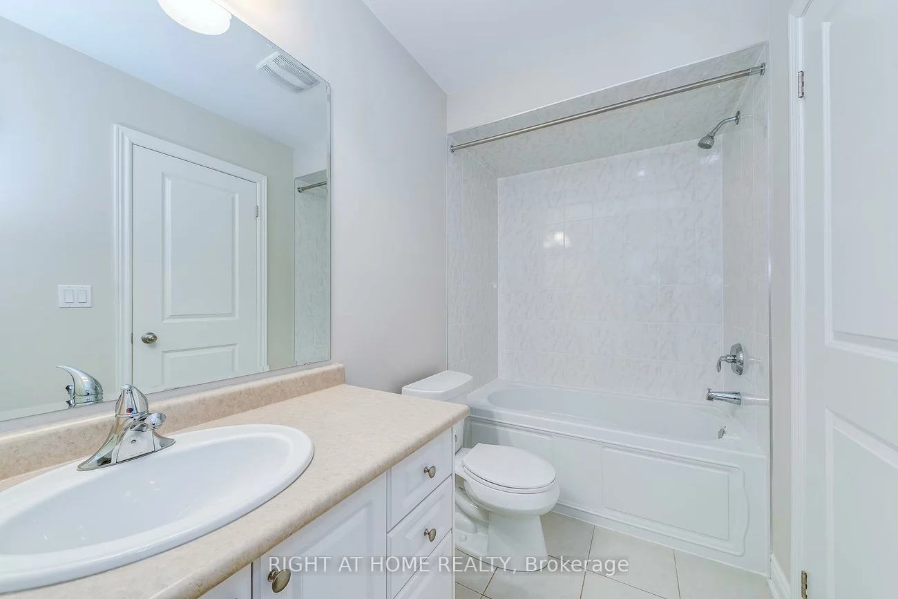 537, Terrace, 1016 - SH Sixteen Hollow, Oakville