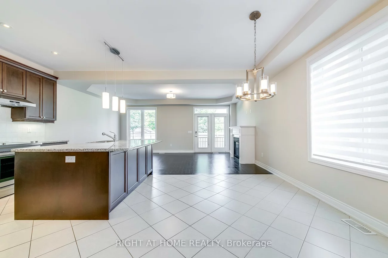 537, Terrace, 1016 - SH Sixteen Hollow, Oakville