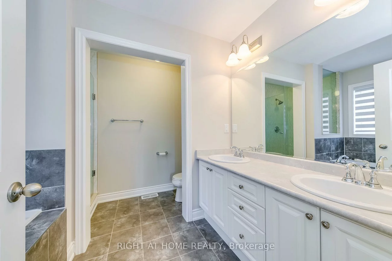 537, Terrace, 1016 - SH Sixteen Hollow, Oakville