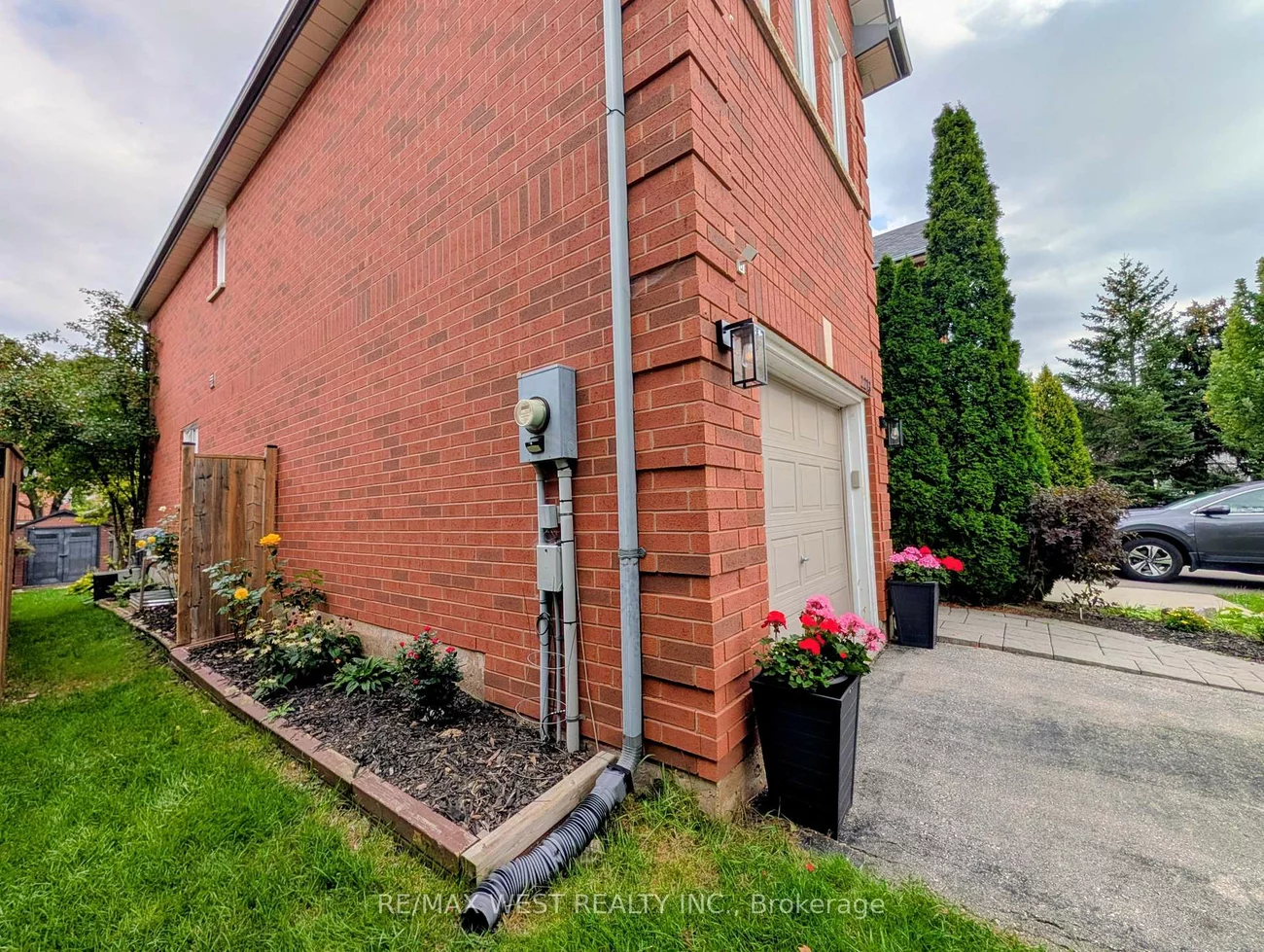2213, Ridge, 1022 - WT West Oak Trails, Oakville