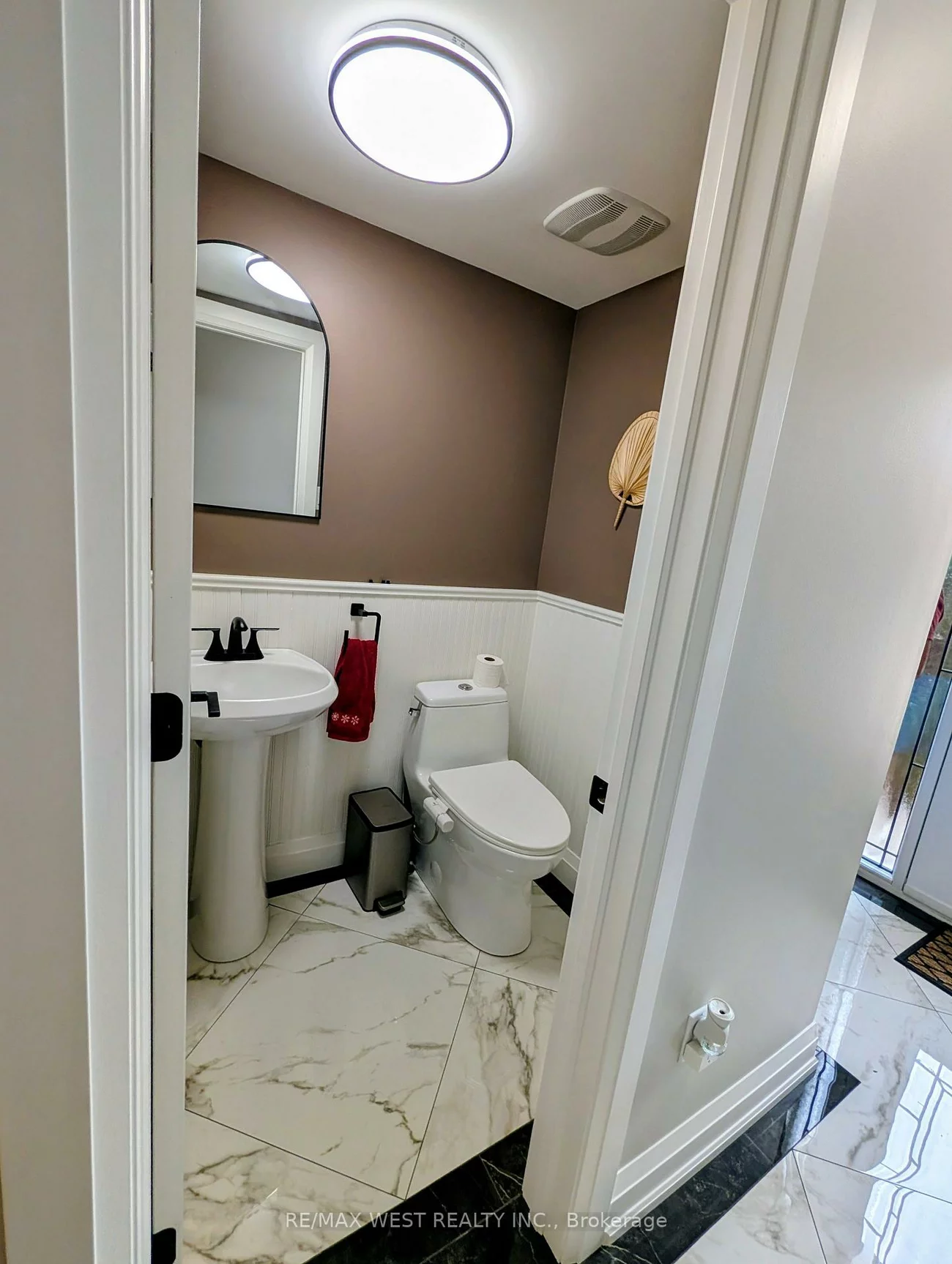 2213, Ridge, 1022 - WT West Oak Trails, Oakville