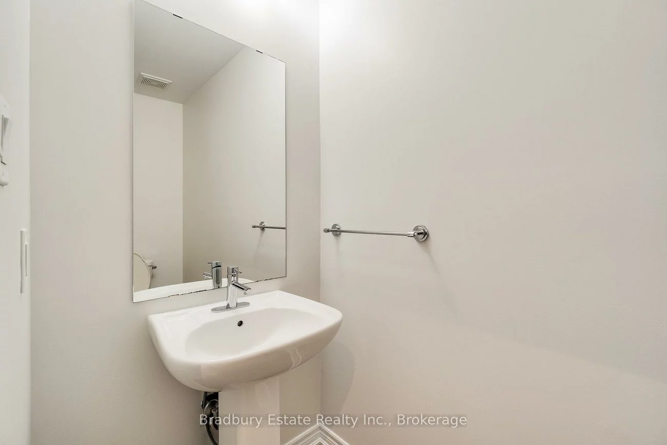 3105, Blackfriar, 1010 - JM Joshua Meadows, Oakville
