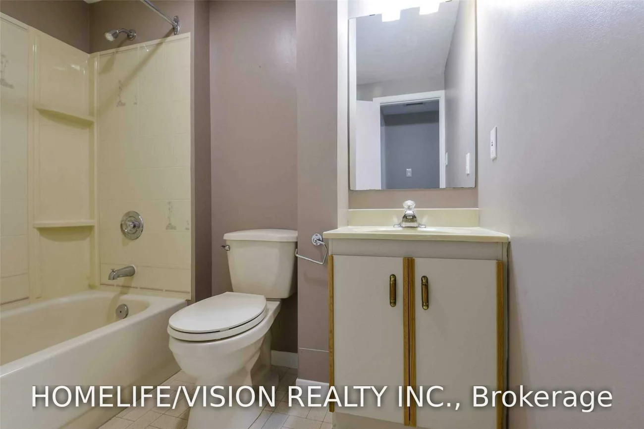 229, Village Wood, 1001 - BR Bronte, Oakville