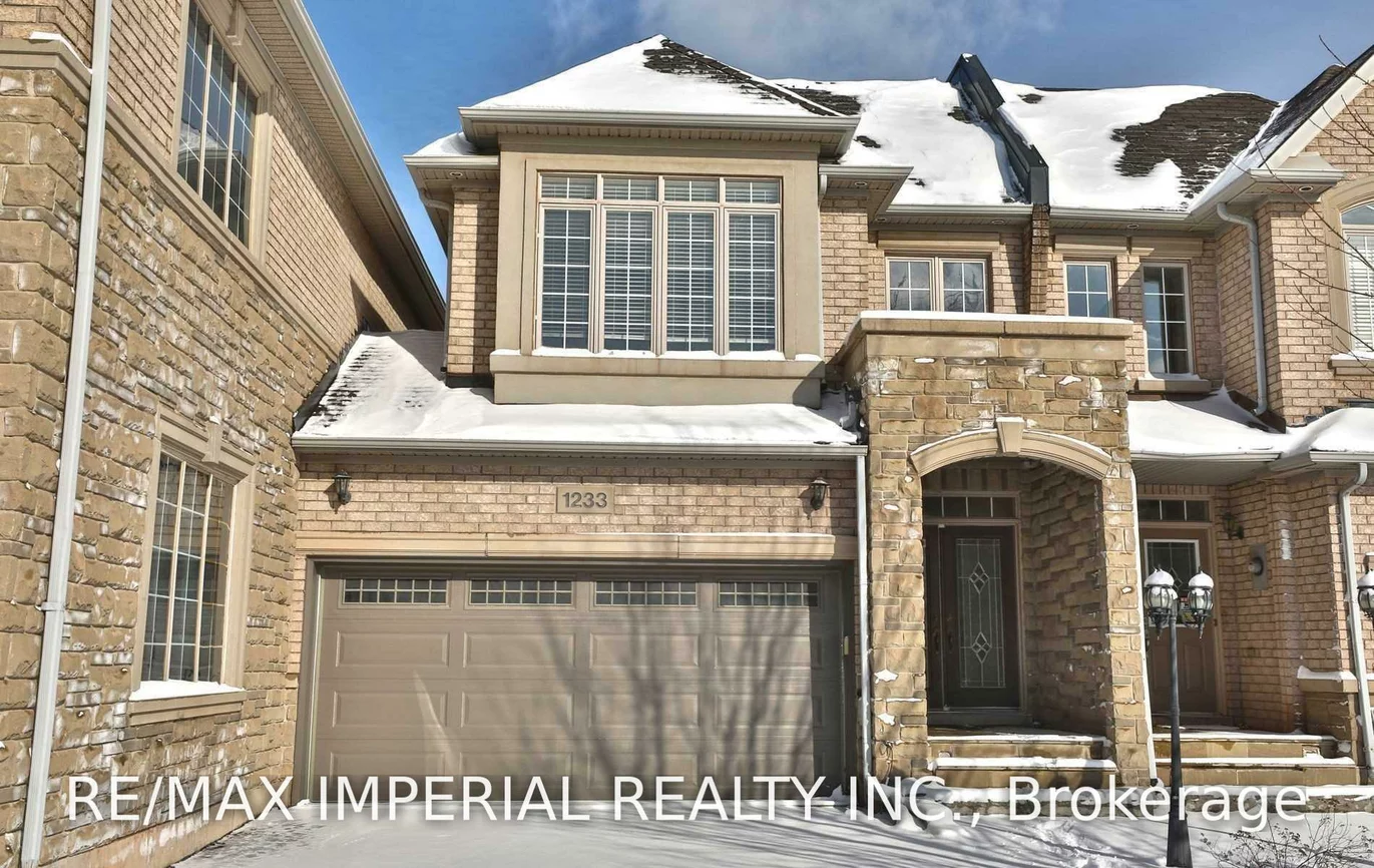 1233, Agram, 1009 - JC Joshua Creek, Oakville