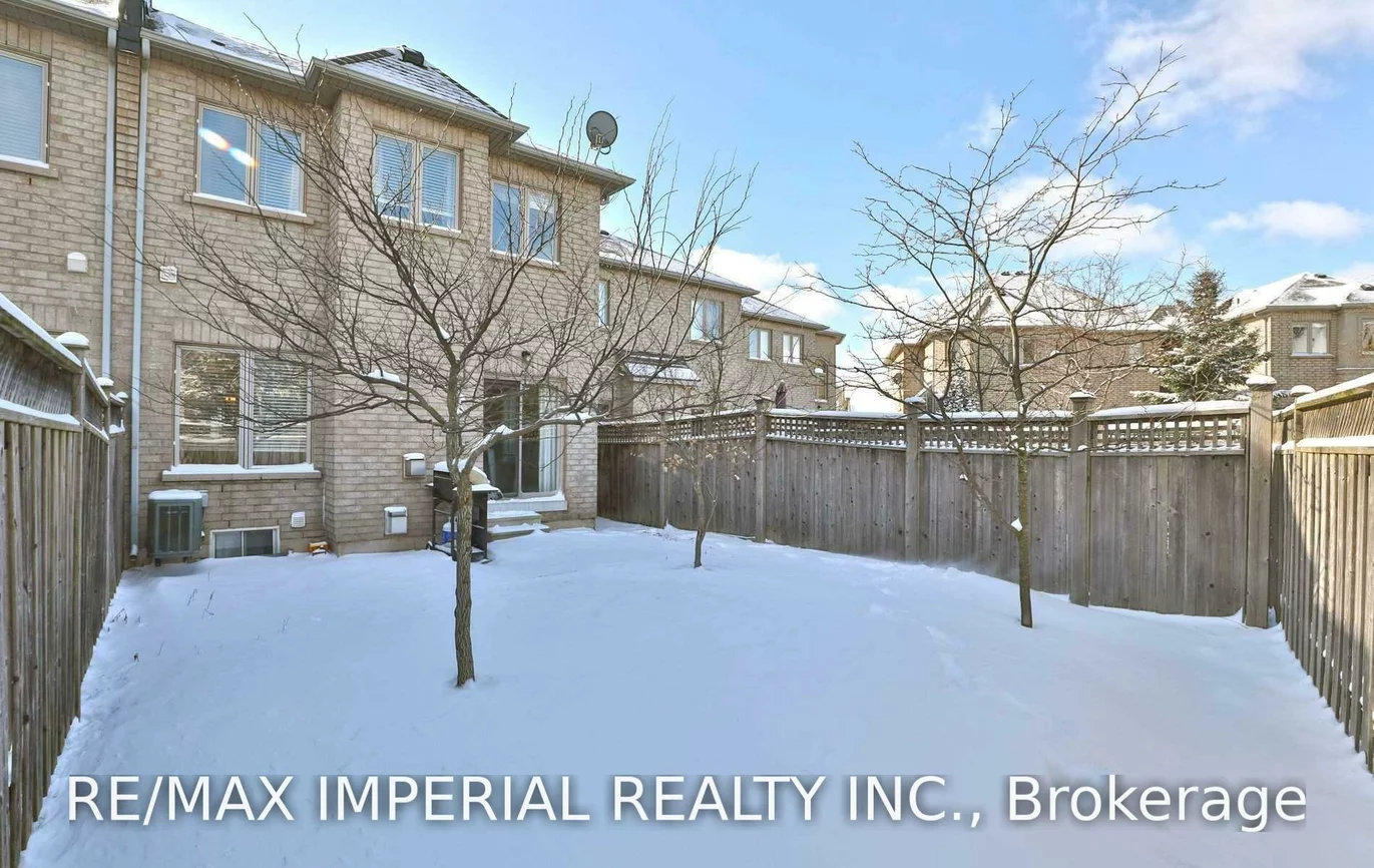 1233, Agram, 1009 - JC Joshua Creek, Oakville
