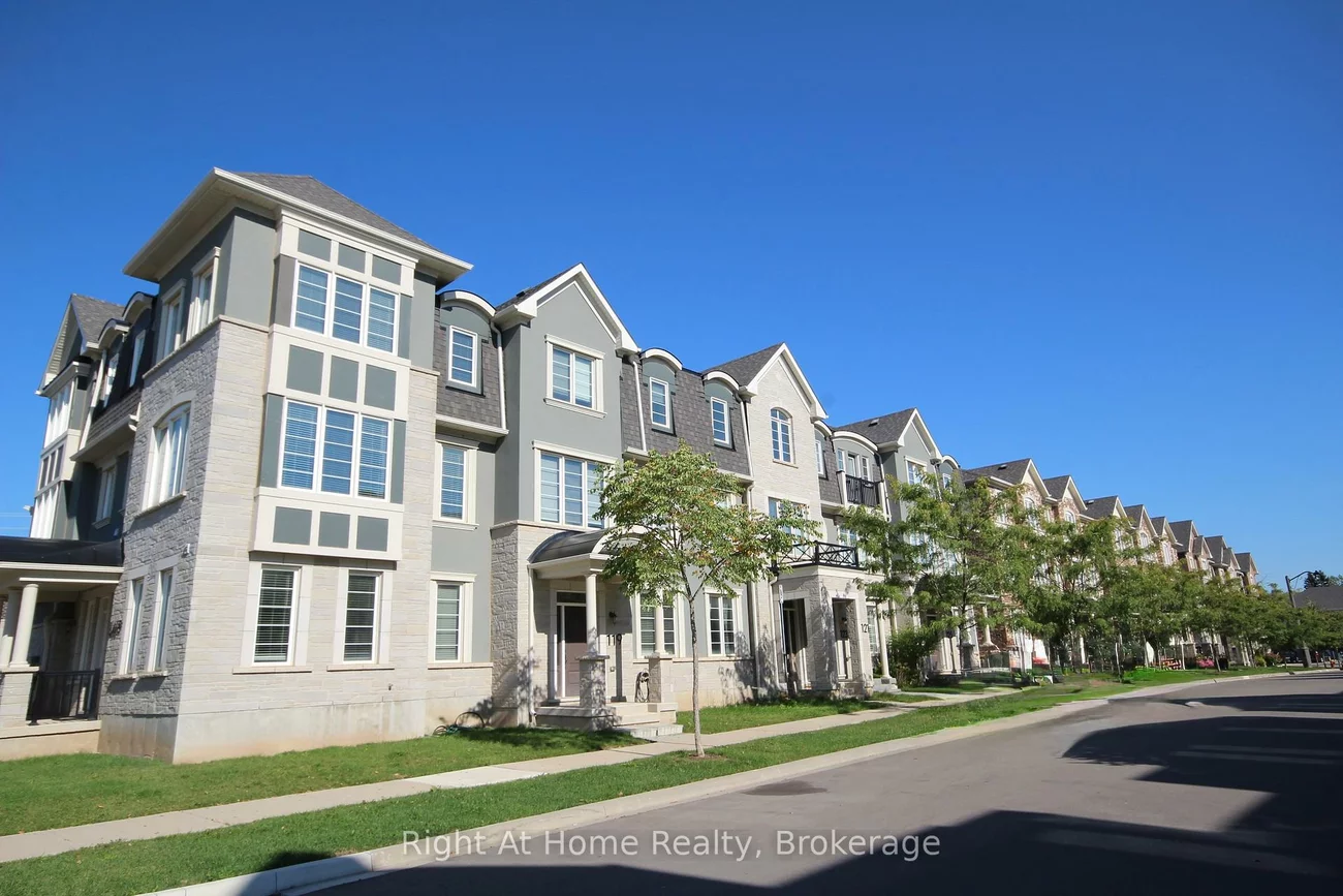119, Stork, 1008 - GO Glenorchy, Oakville