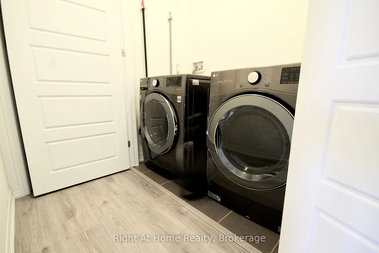 119, Stork, 1008 - GO Glenorchy, Oakville