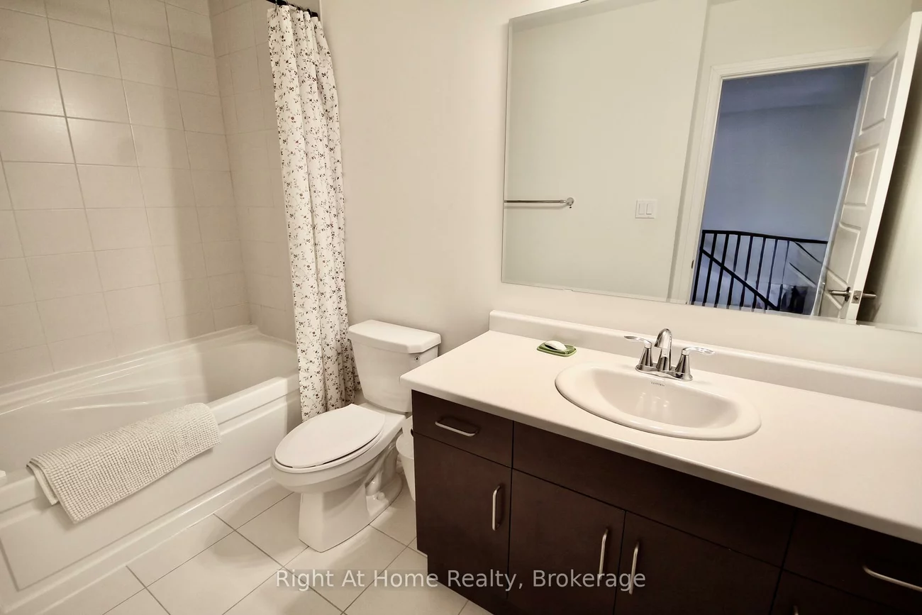 119, Stork, 1008 - GO Glenorchy, Oakville