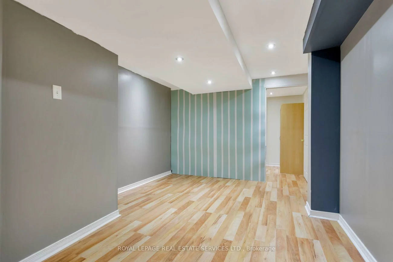 2204, Grand Oak, 1019 - WM Westmount, Oakville