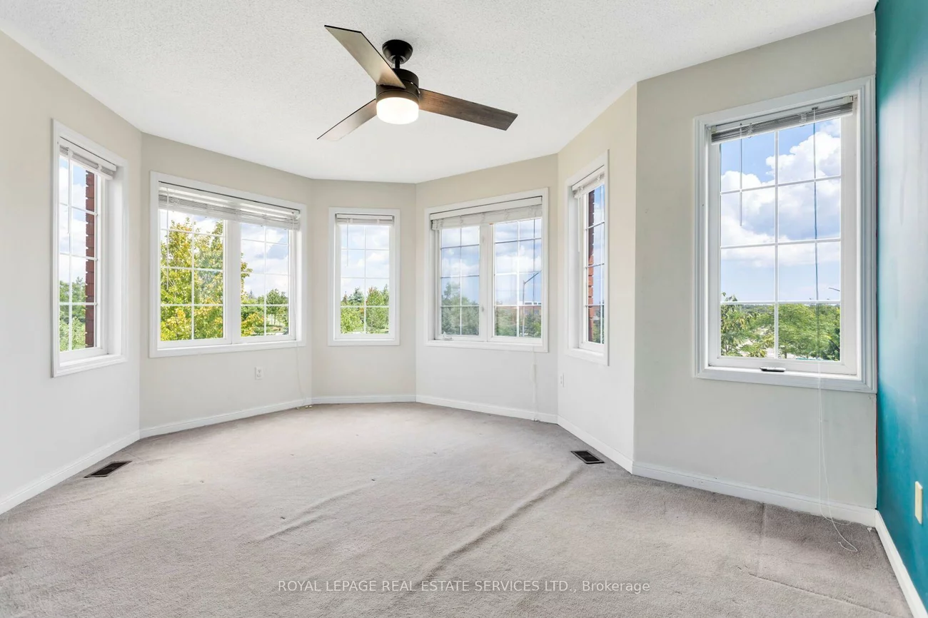 2204, Grand Oak, 1019 - WM Westmount, Oakville