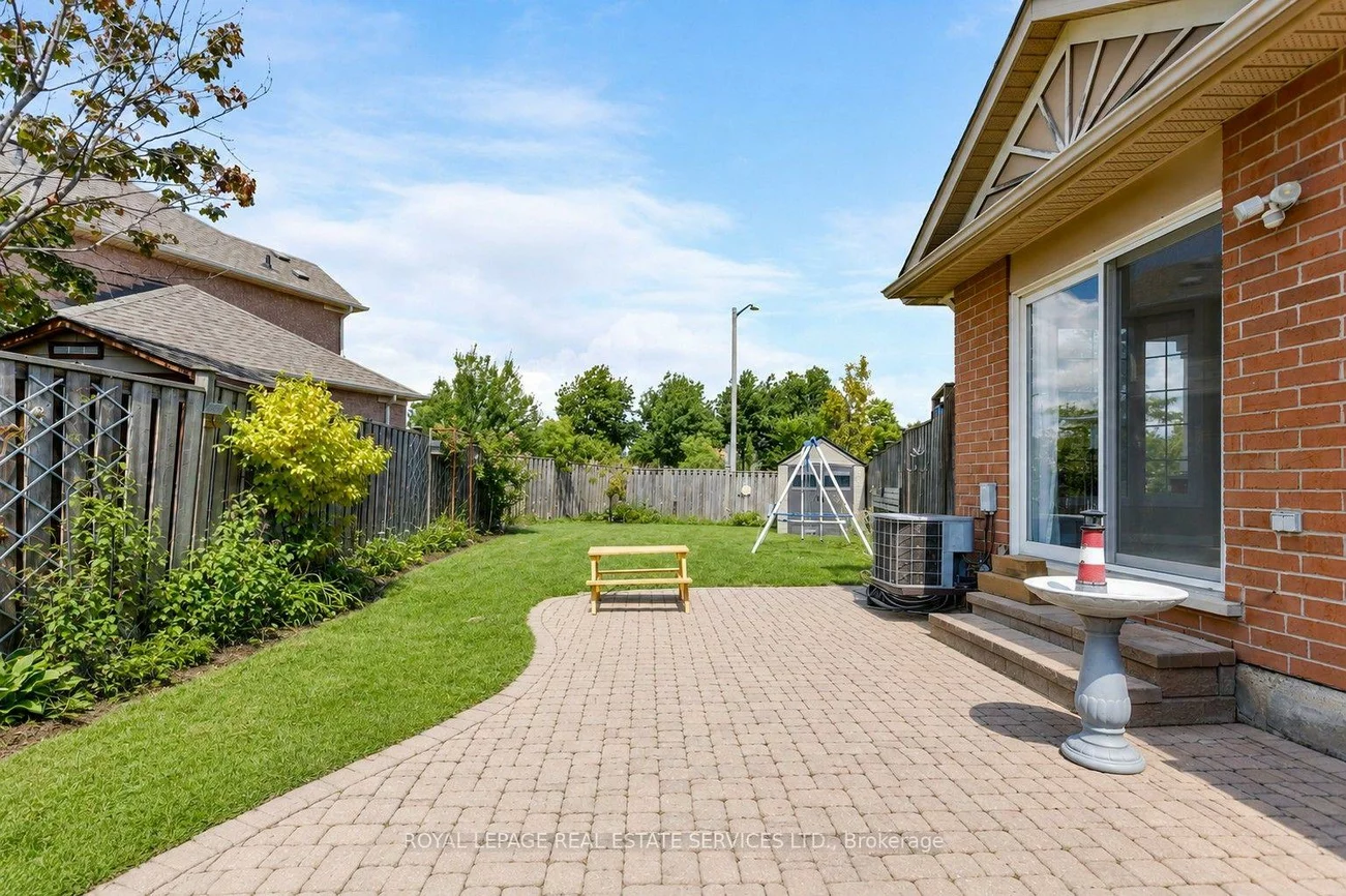 2204, Grand Oak, 1019 - WM Westmount, Oakville