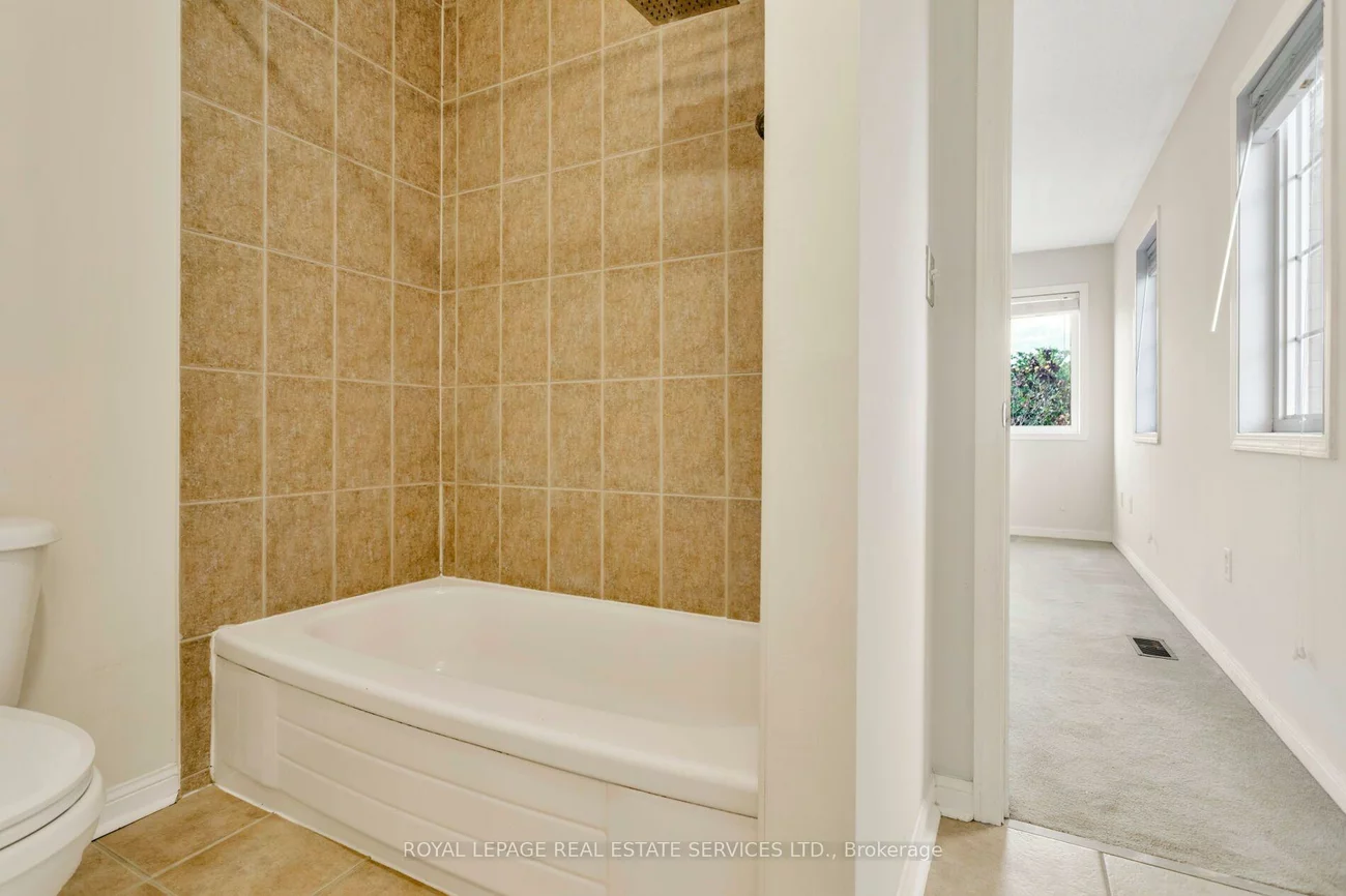 2204, Grand Oak, 1019 - WM Westmount, Oakville