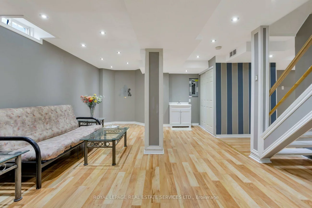 2204, Grand Oak, 1019 - WM Westmount, Oakville