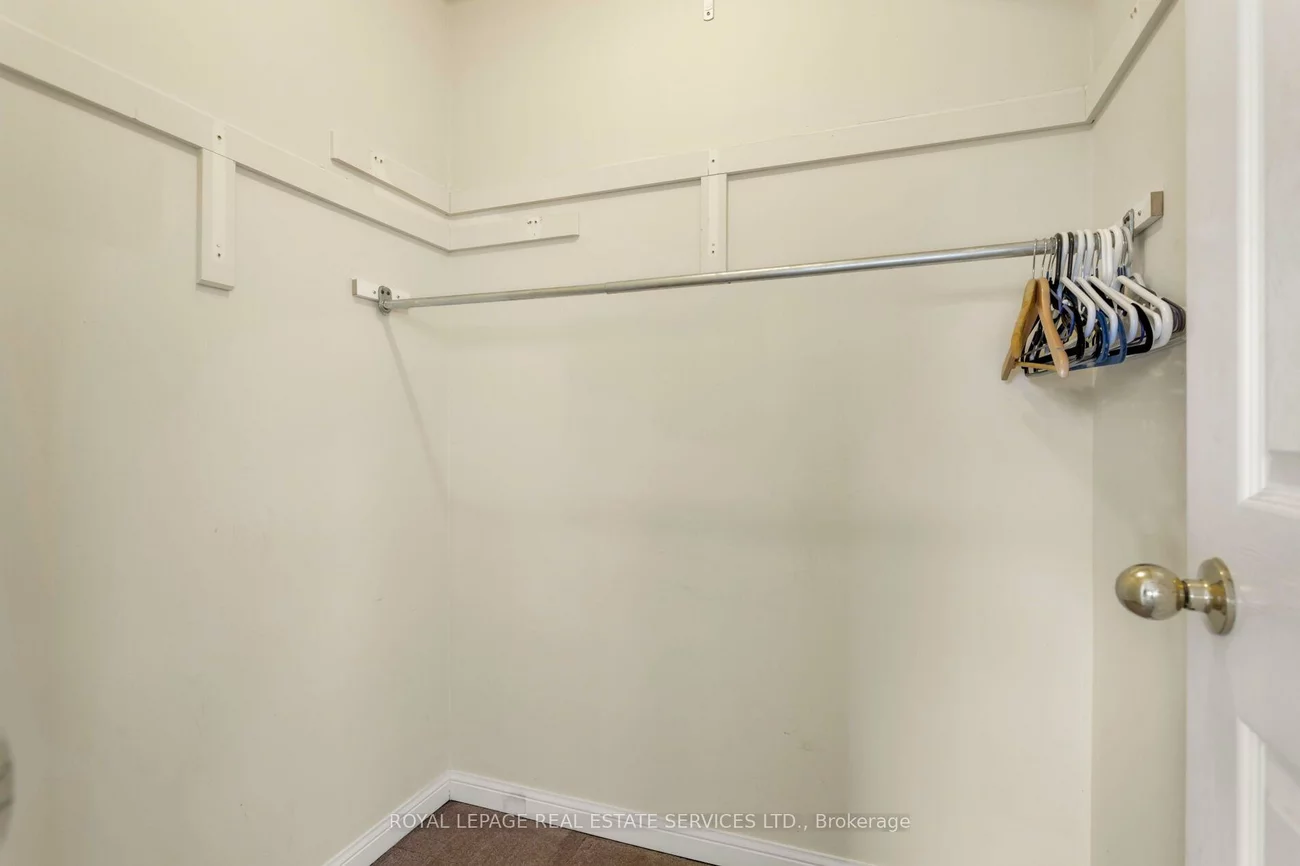 2204, Grand Oak, 1019 - WM Westmount, Oakville